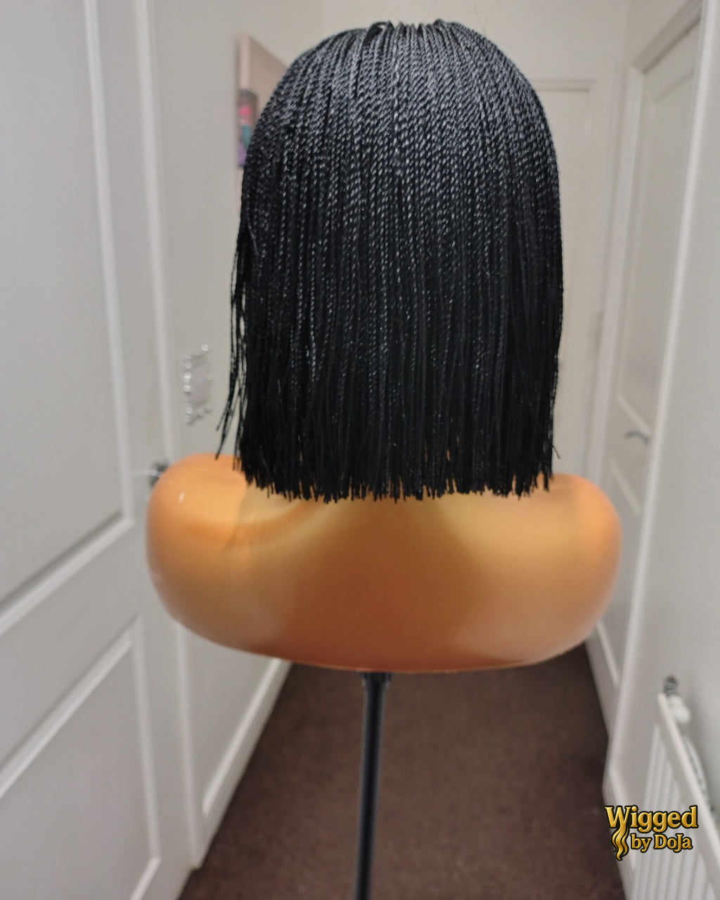 Temi Blunt cut micro twists